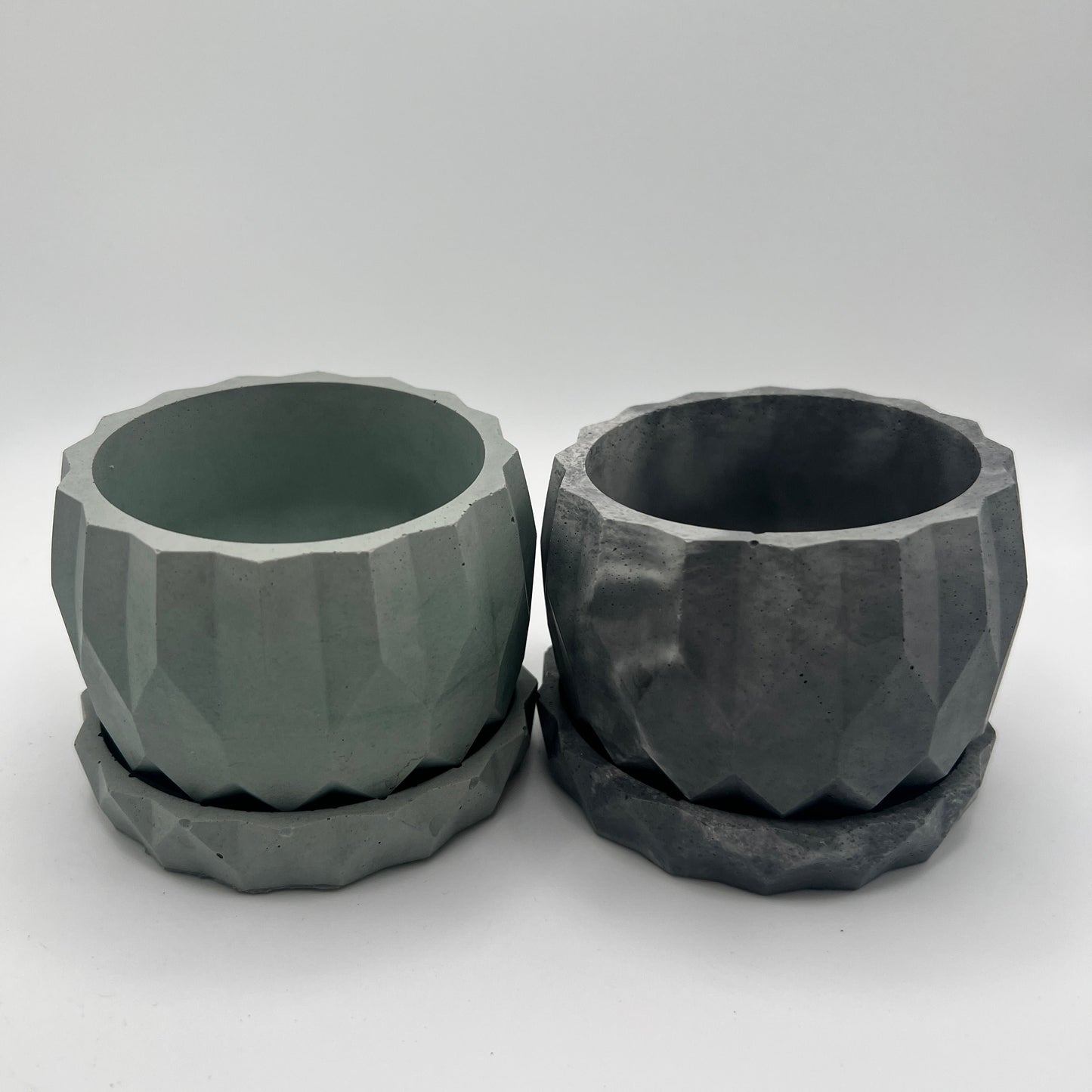 Medium Geometric with Base